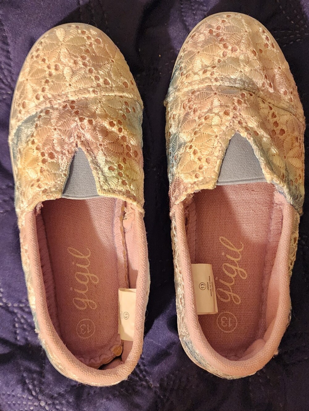Gigil Girls Size 13 Pastel Floral Lace Slip On Shoes